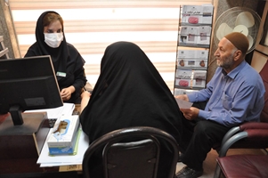 غربالگری رایگان قند و فشار خون به مناسبت روز جهانی فشار خون در بیمارستان بهارلو